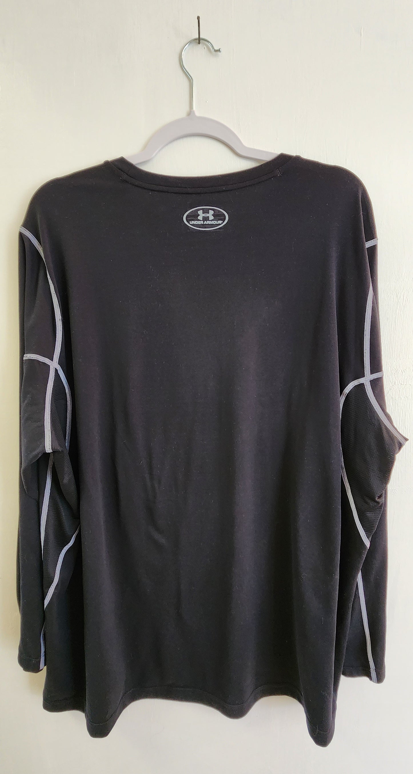 Under Armour Men's Black Full Sleeve T-Shirt