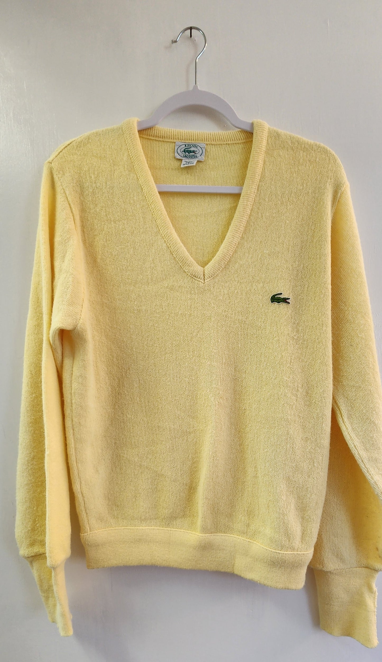 Vintage Yellow Izod Lacoste V-Neck Orlon Acrylic Sweater - Mens Small