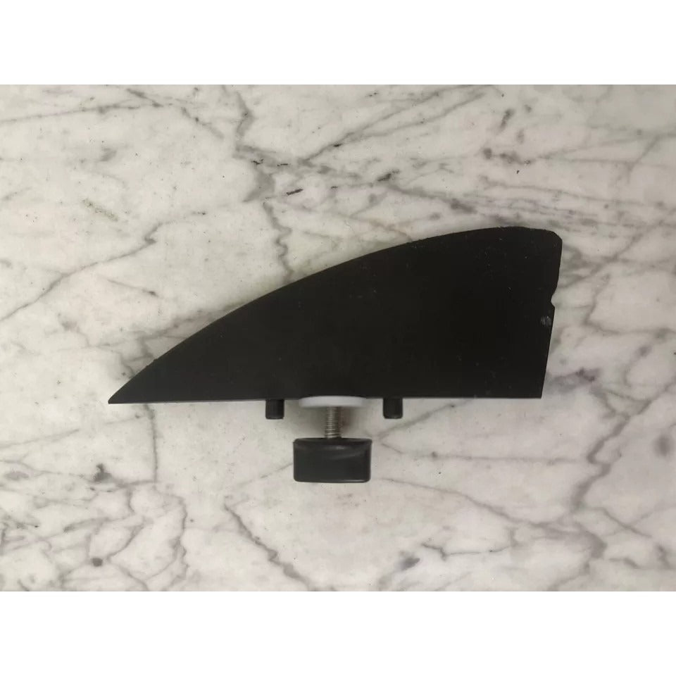 2” CWB Single Wakeboard Fin With Thumbscrew