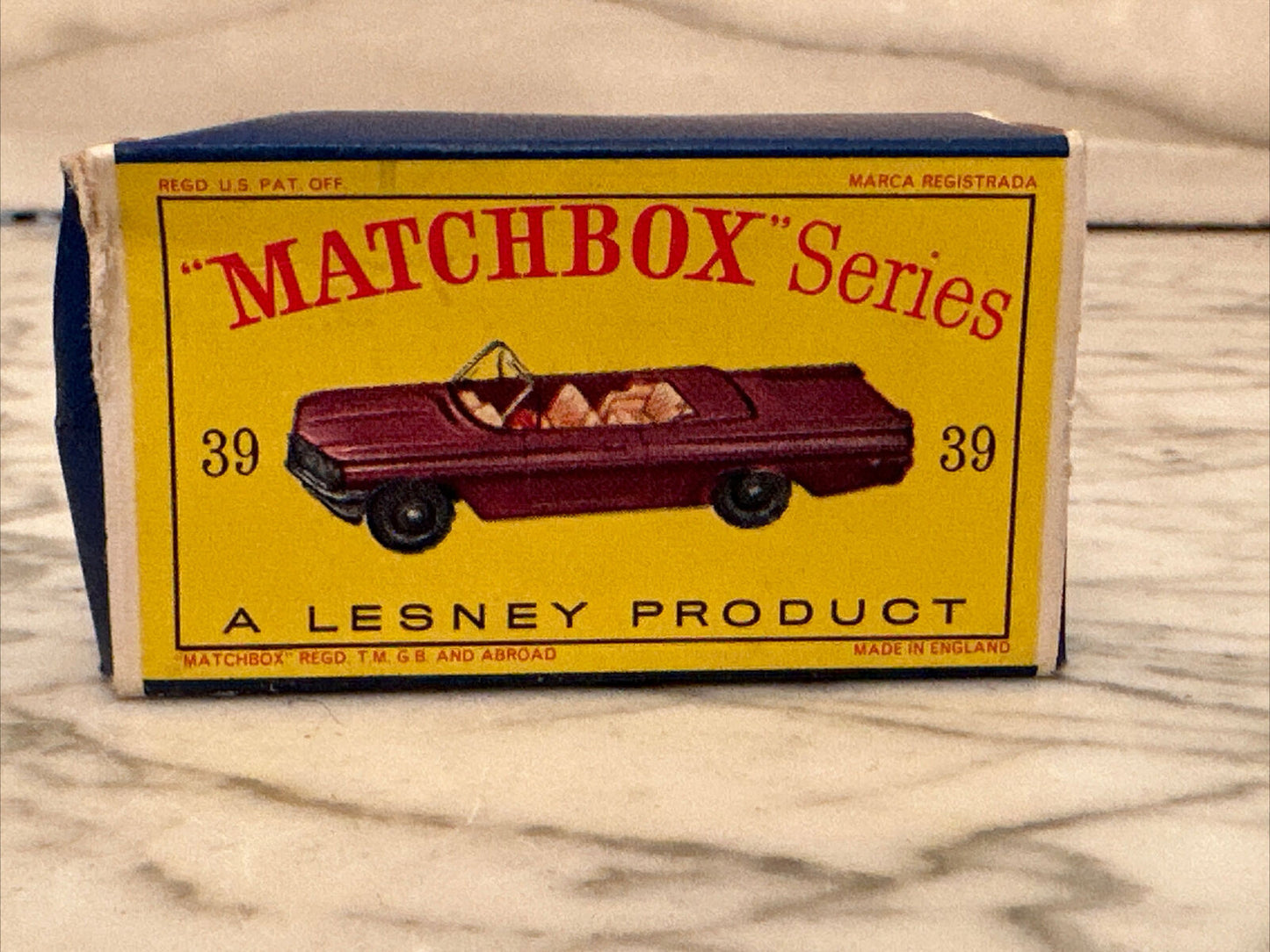 VTG ORIGINAL Lesney Matchbox No. 39 YELLOW PONTIAC CONVERTIBLE w/ Original Box