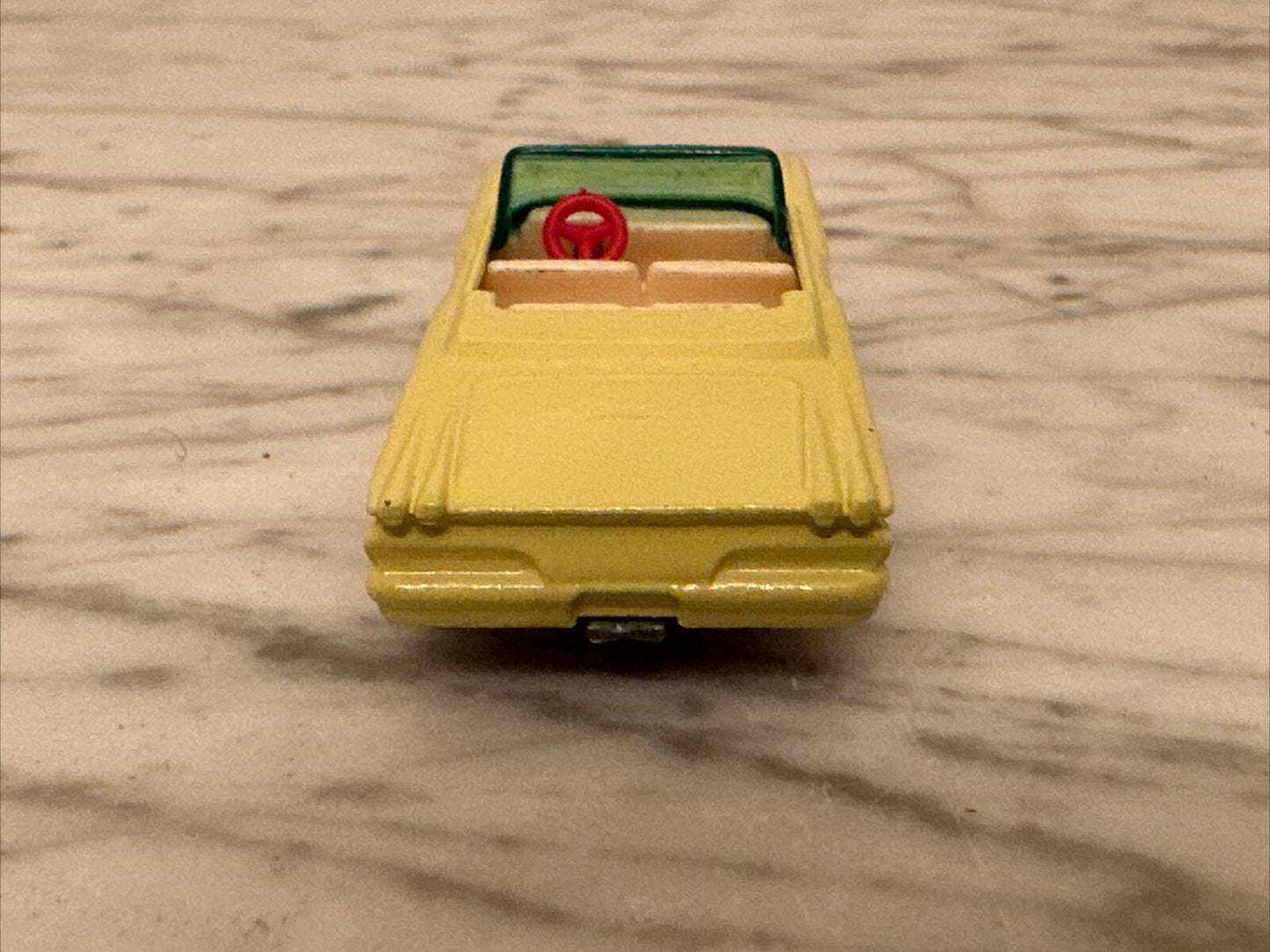 VTG ORIGINAL Lesney Matchbox No. 39 YELLOW PONTIAC CONVERTIBLE w/ Original Box