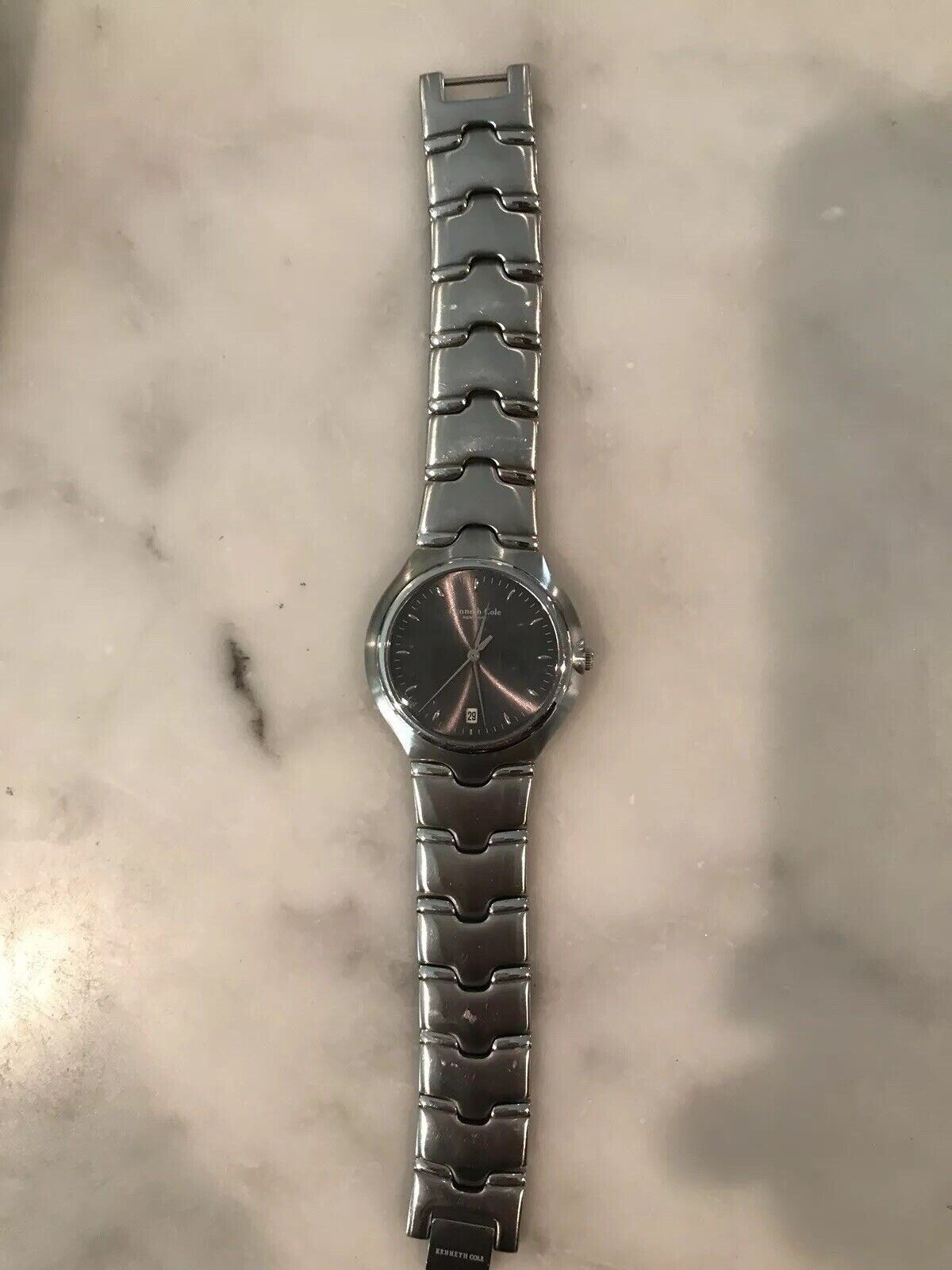 EEUC Kenneth Cole SS Watch - Date / Grey Face w/ Box/Papers & Extra Pins/Links