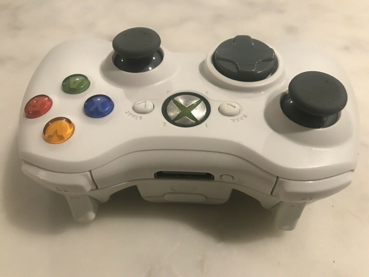 EUC OEM Wireless Xbox 360 Controller - White