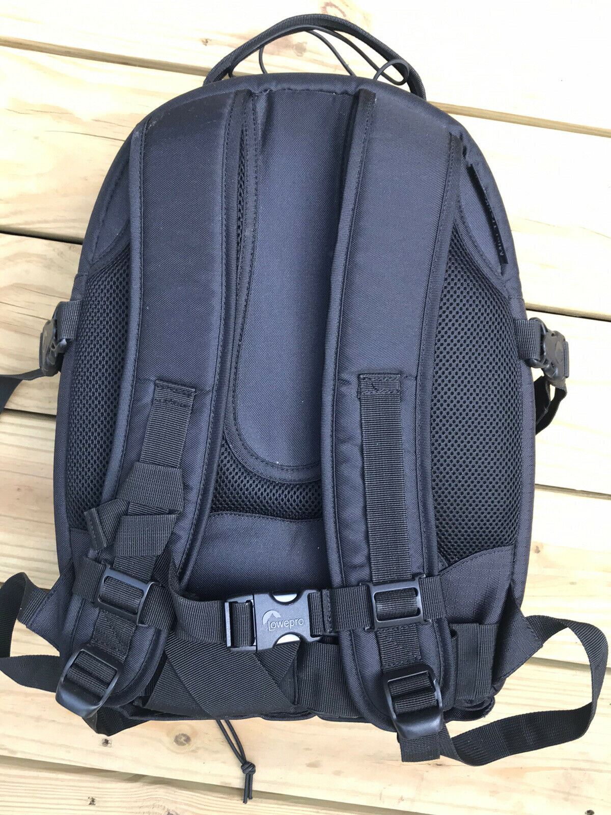 EUC Lowepro Mini Trekker AW Camera Backpack (BLACK)