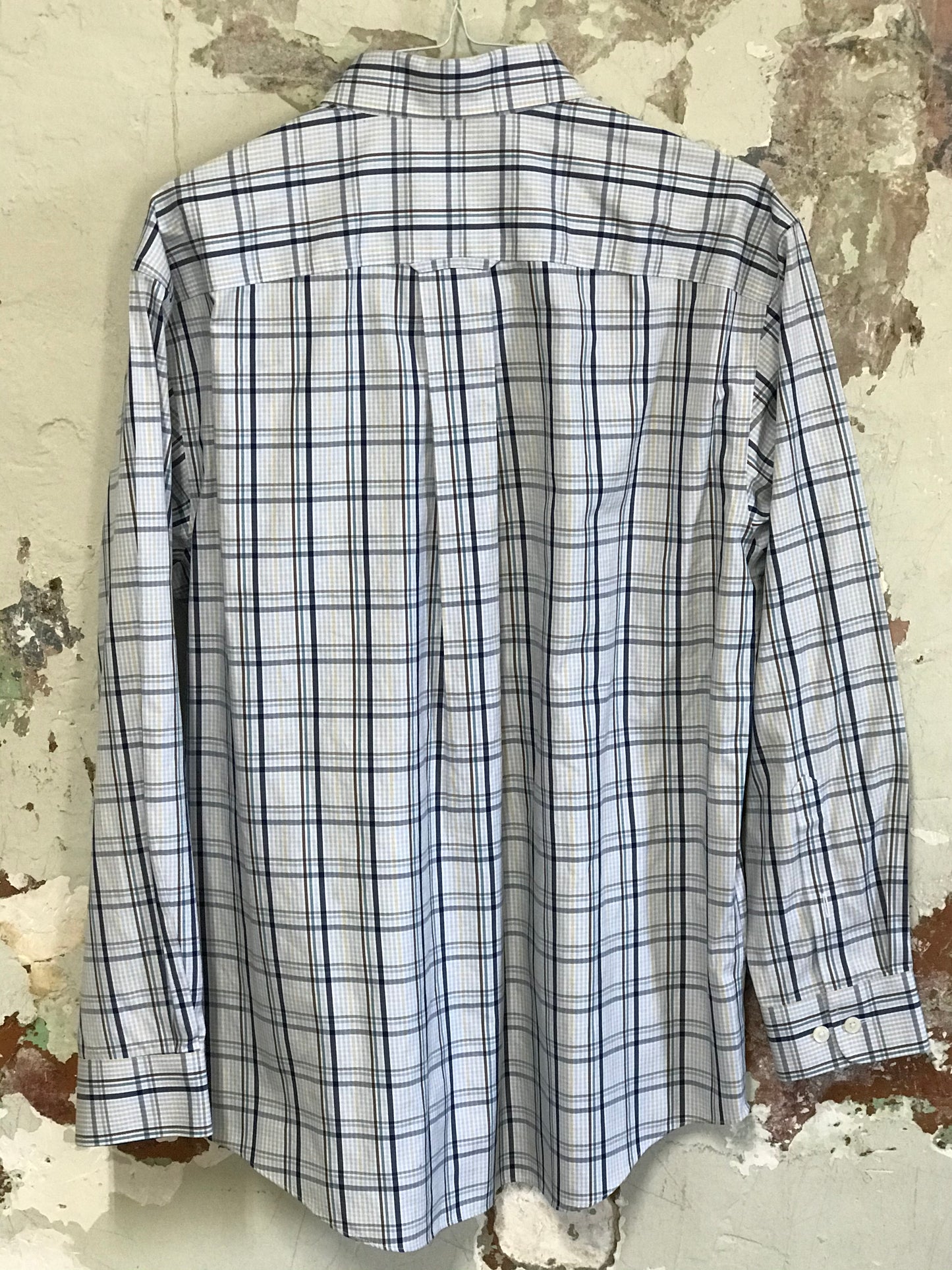 EUC ORVIS Button Down Long Sleeve Plaid Shirt - Mens Large